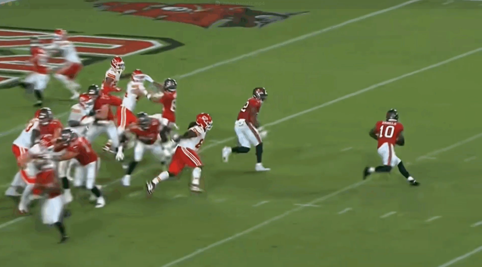 Jalon Daniels Wins Buccaneers Backup Quarterback Job Behind Baker Mayfield